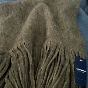 NWT Lucky Brand brushed scarf